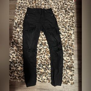 American Eagle 000 short ripped black skinny jeans